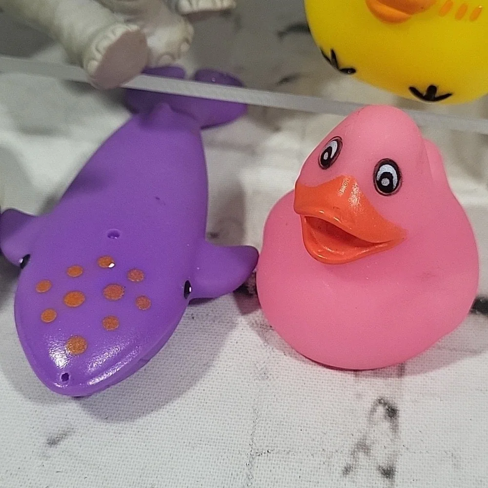 Bath Tub Float Toy Figures Lot Random Rubber Dinos Trolls Ducks Inspector Gadget